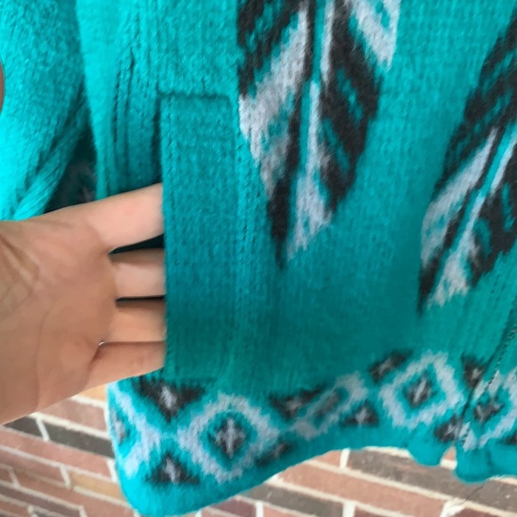 Ecuadorian Wolf Jacket - Picture 6 of 8